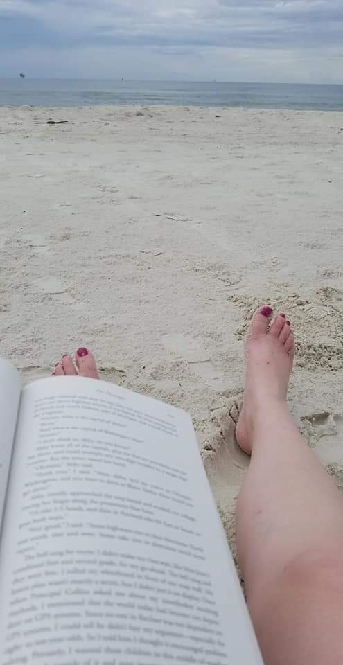 SSutton95's tweet photo. The only way I know how to celebrate tropical day is to get to dream I'm at the beach! Sitting on my towel and beach chair next to the water. @CentralBulldog #CHSVirtualSpiritWeek #beachhairdontcare 
Waiting for the day we can go back to the beach to my happy place 🏝 https://t.co/efxejyCnGQ