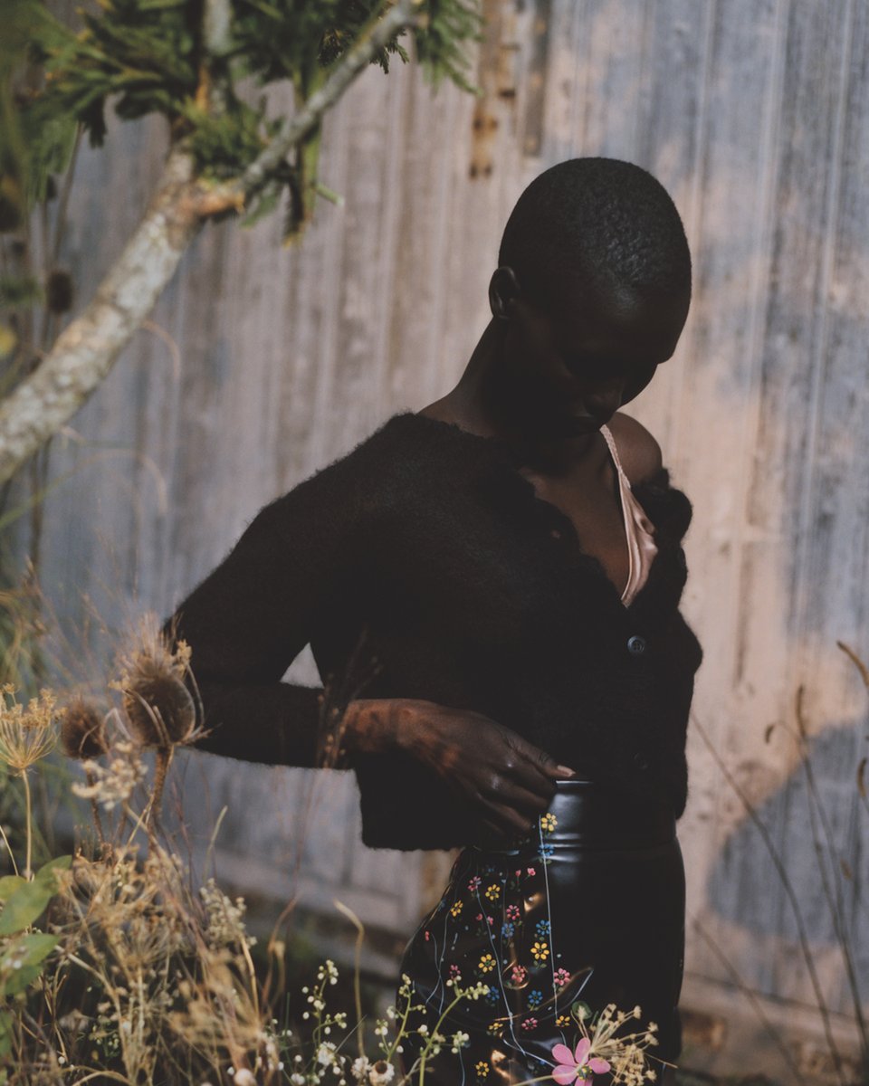 MIUMIUofficial's tweet photo. Editorial Highlights.⁣ 

Fantasizing in Miu Miu Spring/Summer 2020 seen through the pages of @NumeroMagazine.

Photography by #DaisyWalker
Styling by #RebeccaBleynie
⠀
#MiuMiuEditorials⠀
#MiuMiuSS20 https://t.co/ZUgMiJpqL1