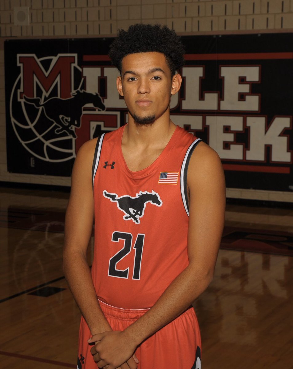 Congratulations to junior, Xavier St. Hill <a href="/xmansthill/">Xavier St. Hill</a> , our 2019-2020 “Rashawn King Award” winner!  Just like Rashawn, Xavier was forced to miss playing his junior season due to medical reasons. He never let that stop him from being a great teammate. Came to practice everyday!