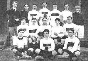 ⚽️HISTORIA⚽️

Un día como hoy, el 5 de mayo de 1912, se jugó el primer partido de la Liga Peruana de Football, actualmente llamada Asociación Deportiva de Fútbol Profesional. Lima Cricket venció por 6-1 a Sport Vitarte. #adfp #efemérides