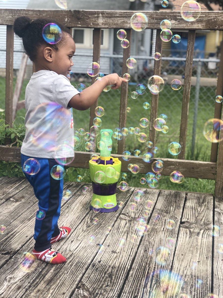 x_bossmadee's tweet photo. * “you will never forget the time spent playing with bubbles 😩✨. “ https://t.co/m1n0yeRGfd