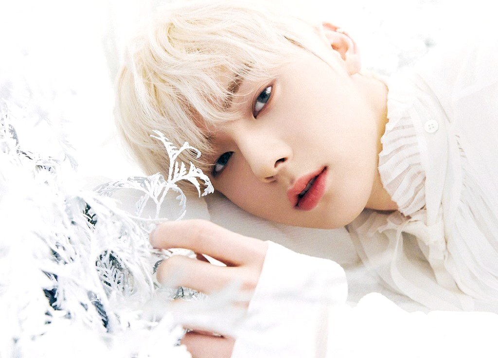 The_Nocturne__'s tweet photo. 이곳을 계속 비춰

#NUEST #뉴이스트 #황민현 #MINHYUN https://t.co/Lz6XGfeMKW