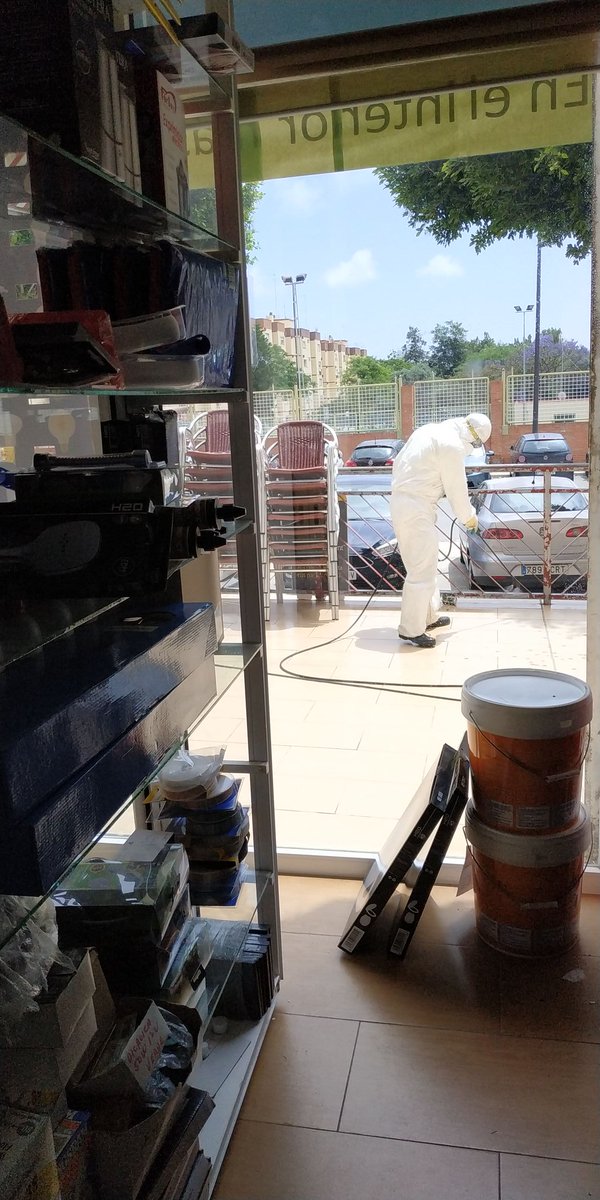 electrocompon's tweet photo. Desinfección total puerta de Electro Compon https://t.co/fEokfSD3jO