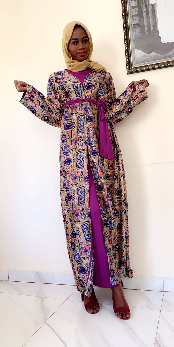 StoreYodi's tweet photo. De la douceur au toucher et de la beauté au premier coup d’oeil avec cet abaya💜...

🏷 : 10.000 frs https://t.co/FqUYj1TlMY