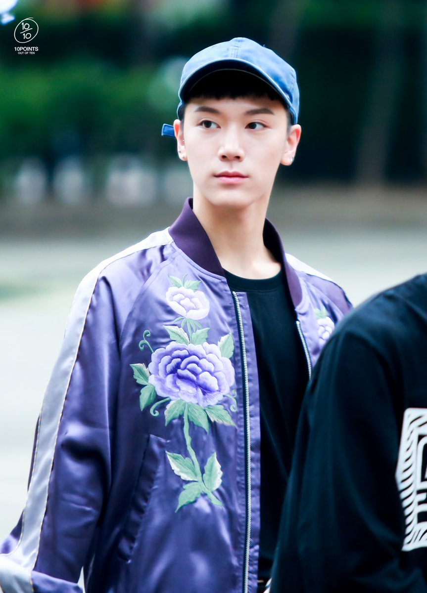 n년 전 오늘의 텐 tweet media