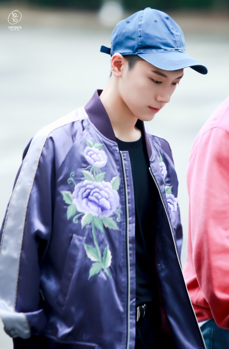 n년 전 오늘의 텐 tweet media