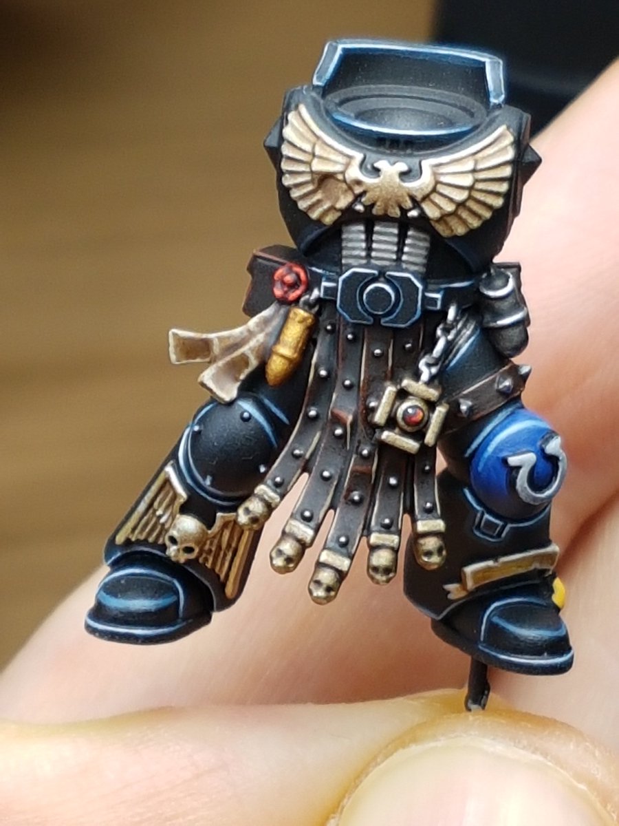 schmodizzle's tweet photo. #warmongers more progress. Added some shadow on the knee pad https://t.co/Gg4giWN4FA
