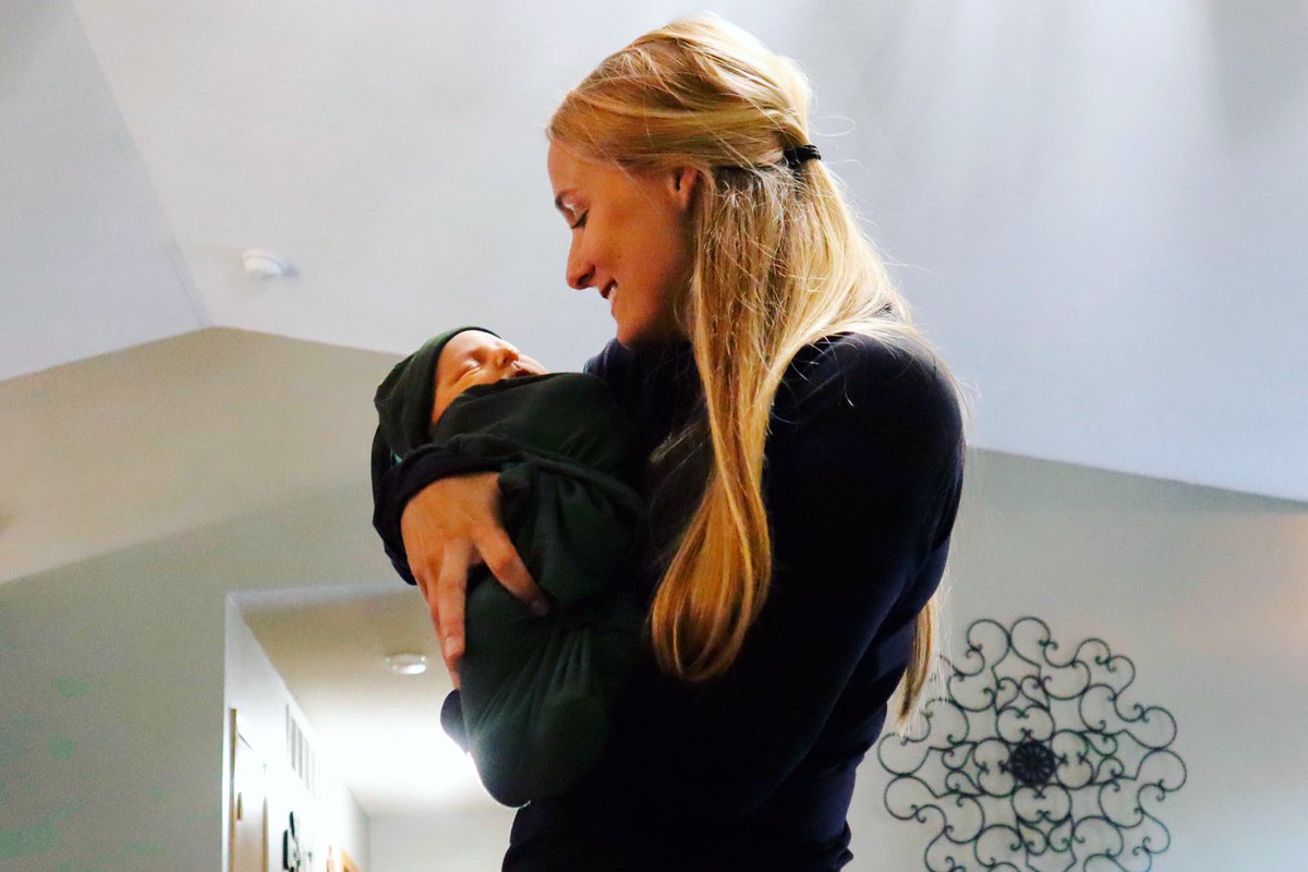 HanNewhouse's tweet photo. My sweet little SJ is a big bro to my sweet little Camden Rae.... My heart is exploding with so much love and joy. ❤️❤️ https://t.co/HLfiVu1i6i