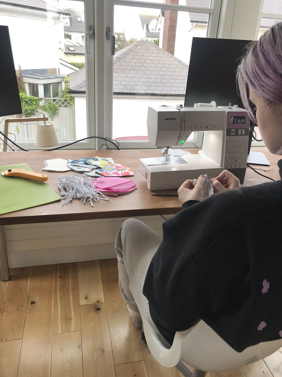 JoannaDonnellyL's tweet photo. @MaiaDunphy @VibesCraft Lovely fabrics Maia. My 16 year old has been working hard all weekend on ours https://t.co/2DO43X9rag
