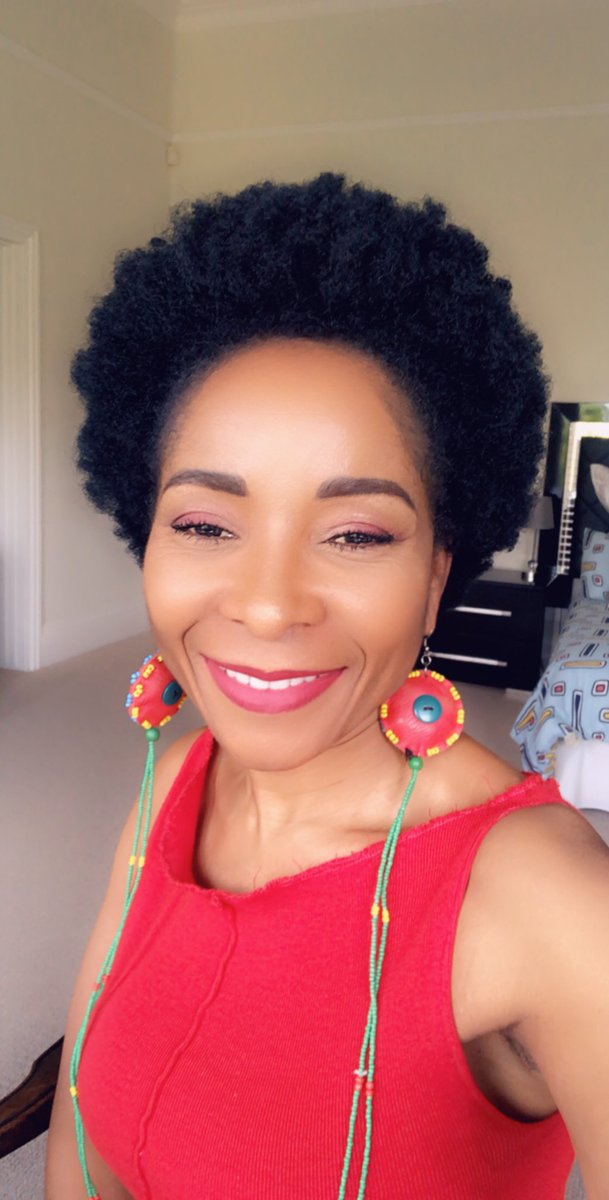 FabAcademic's tweet image. Whatever happens, don’t be anyone but yourself. Don&apos;t ever act anyone else - that would be fatal! #lockdownthoughts #day40oflockdown #blessed #grateful
