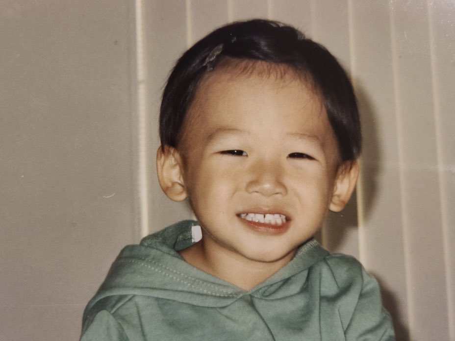 CRAVITY_twt's tweet photo. 뿌우뿌우~🎺🎺저 귀여운 뽀시래기는 누구지?ㅋㅋ
귀여운거 더 많은데 핸드폰이 초기화 되버렸어요ㅋㅋ 아쉽군ㅎㅎ
내년에는 더 귀여운걸로 찾아올게요ㅋ
기대해주세요!! 그럼 내일도 뽀시래기 정모 기운받고 화이팅~!!🎉🎊
#크래비티 #어린이날 #뽀시래기 #정모 #절제된_귀여움 https://t.co/xlpBRICa9k