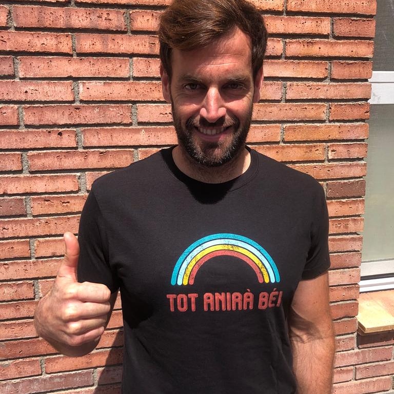 footmomentscat's tweet photo. Moltes gràcies @coroko1 pel teu suport. 💪🏼
Demana la teva samarreta solidària
⬇️⬇️⬇️
https://t.co/qdioZpVZjj 
#totanirabe #solidaritat #COVIDー19 #valors #samarretesambvalors
#personesambvalors
@OncolligaGi @idibgi
Junts podem surtir endavant https://t.co/1u0Km8ivKu