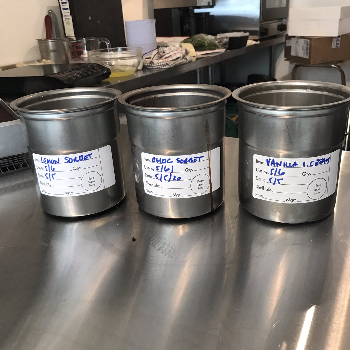 thepastrychefuk's tweet photo. Busy morning, got up had to bug to start refreshing the freezer, chocolate sorbet, vanilla ice cream and lemon sorbetplus chocolate brownie.. @PacojetUK @Pacojet love my pacojet, best piece of kit in my kitchen, ok Jo...... @jolyonyates1 https://t.co/pXa8UZO2uW