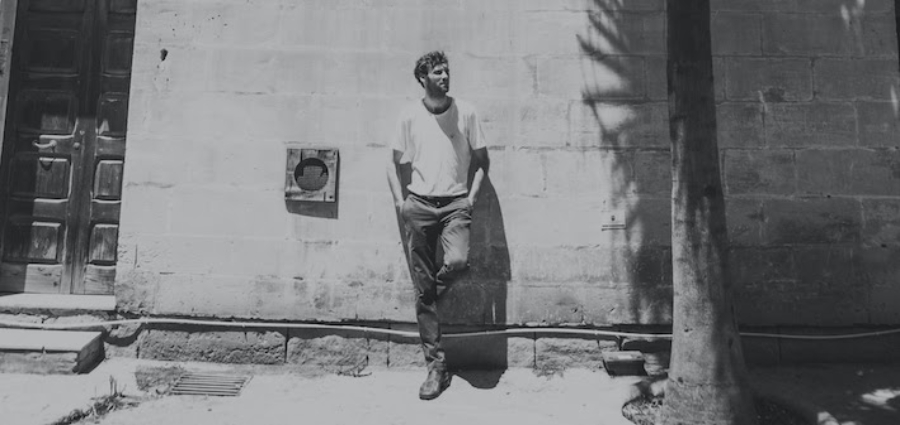 [Noticias]

<a href="/BlancoWhiteBand/">Blanco White</a> presenta la canción 'Mano a Mano'. ¡Cuenta con la colaboración de <a href="/mmalenazavala/">Malena Zavala</a> y <a href="/iammavica_/">MAVICA</a>!

➡️ musicazul.com/noticias-blanc…

#BlancoWhite #ManoaMano