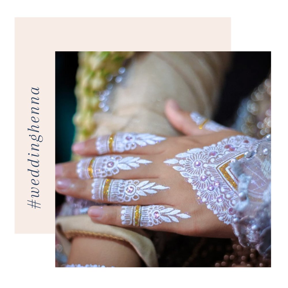 How beautiful is this white and gold wedding henna? Love love love it! 💕
*
@aldathan_henna
*
#henna #mehndiartist #bridalhenna #hennaart #hennainspire #hennainspo #weddingart #weddinginspo #beautifulhenna #weddinglove #weddingcultures #indianwedding #whitehenna
