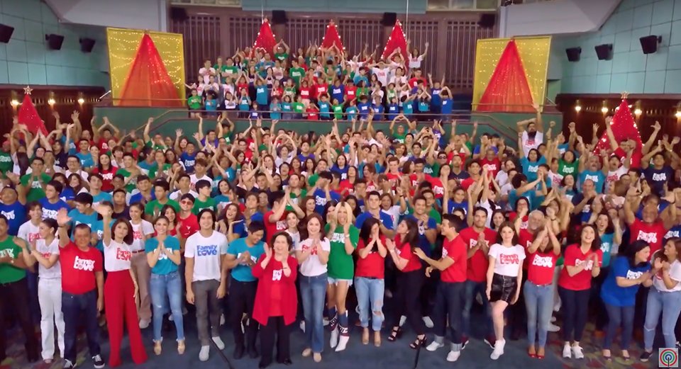 ABSCBNStarsPoll's tweet photo. Laban, kapamilya!

#NoToABSCBNShutDown #IStandWithABSCBN
#DefendPressFreedom https://t.co/b56TI0AqiG