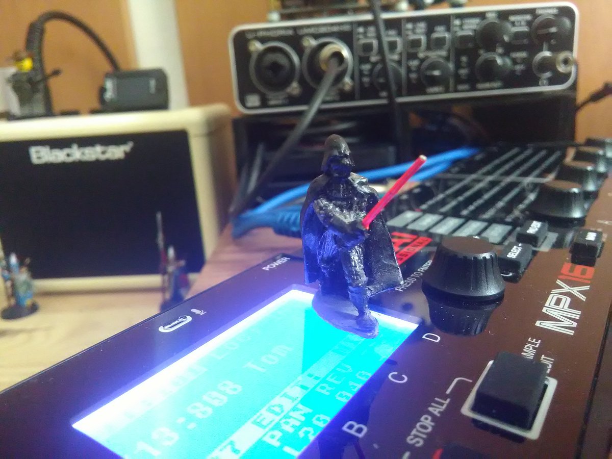 johi_sonido's tweet photo. Ready for the #revengeofthefifth ;) #darthvader #starwars #akaiprofessional #mpx16 #revengeofthe5th #808samples #geek https://t.co/KKepYKHvxX