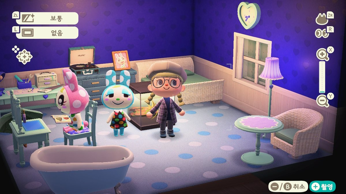 프랑소아집에 크리스틴이놀러오다니...!!!??!
같이있으면 ;0;
 #동물의숲 #AnimalCrossing #ACNH #NintendoSwitch