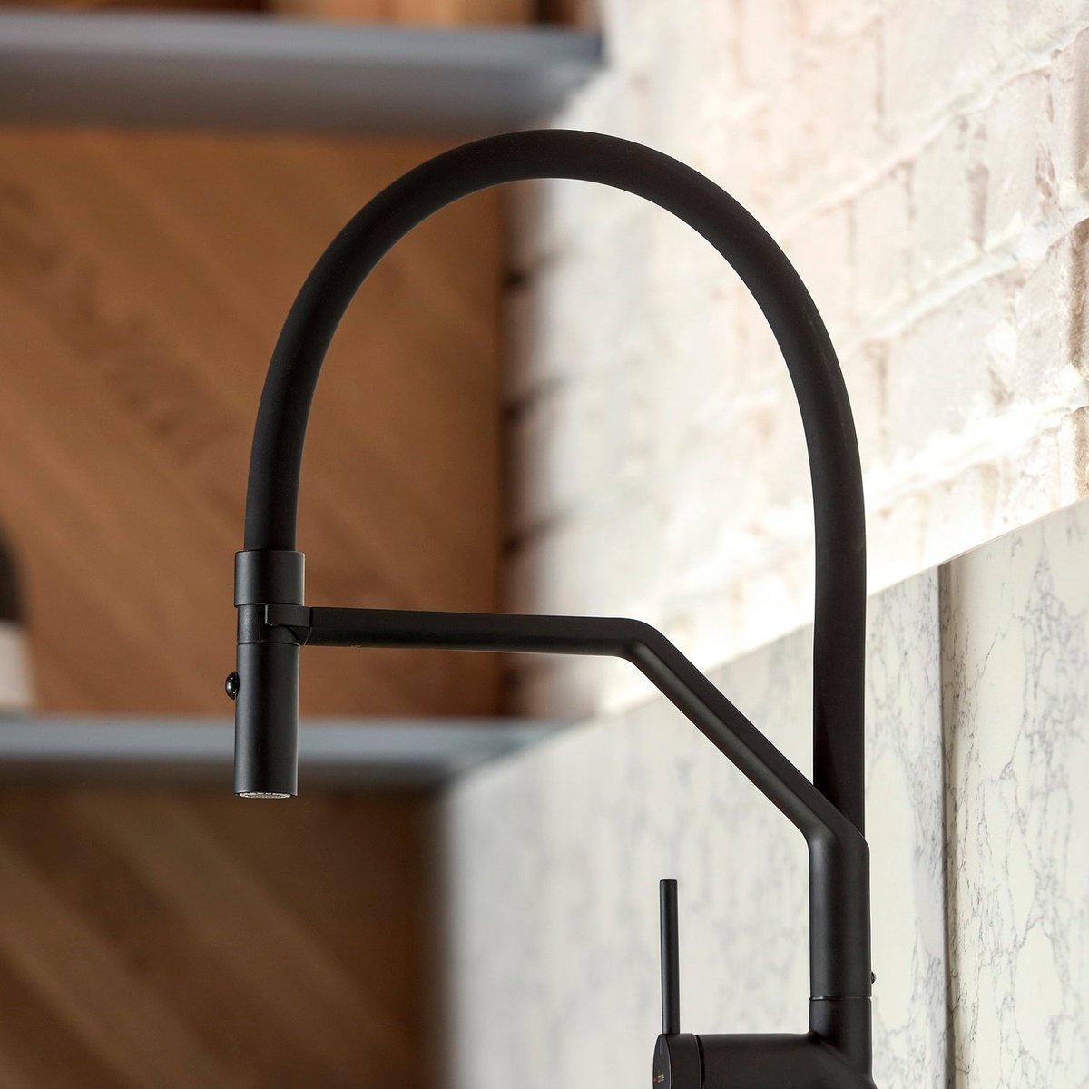 kitchensreview's tweet image. Abode has temporarily adapted its website to make online ordering simple. Among the products available for online ordering and immediate dispatch are a variety of pull-around spray mixer taps, such as the new Abode Tubist. bit.ly/3bckyOA  @abodehome #kitchentaps