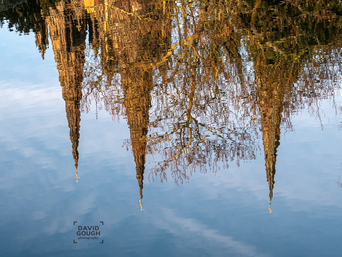 DavidJamesGough's tweet photo. Sometimes, you don't need to state the obvious. It depends on the audience.

Anyone familiar with #Lichfield will recognise this as a photo of the three spires of the cathedral. Even though the spires are upside down and reflected in water, they make an interesting picture. https://t.co/ZZWrlFKLRl