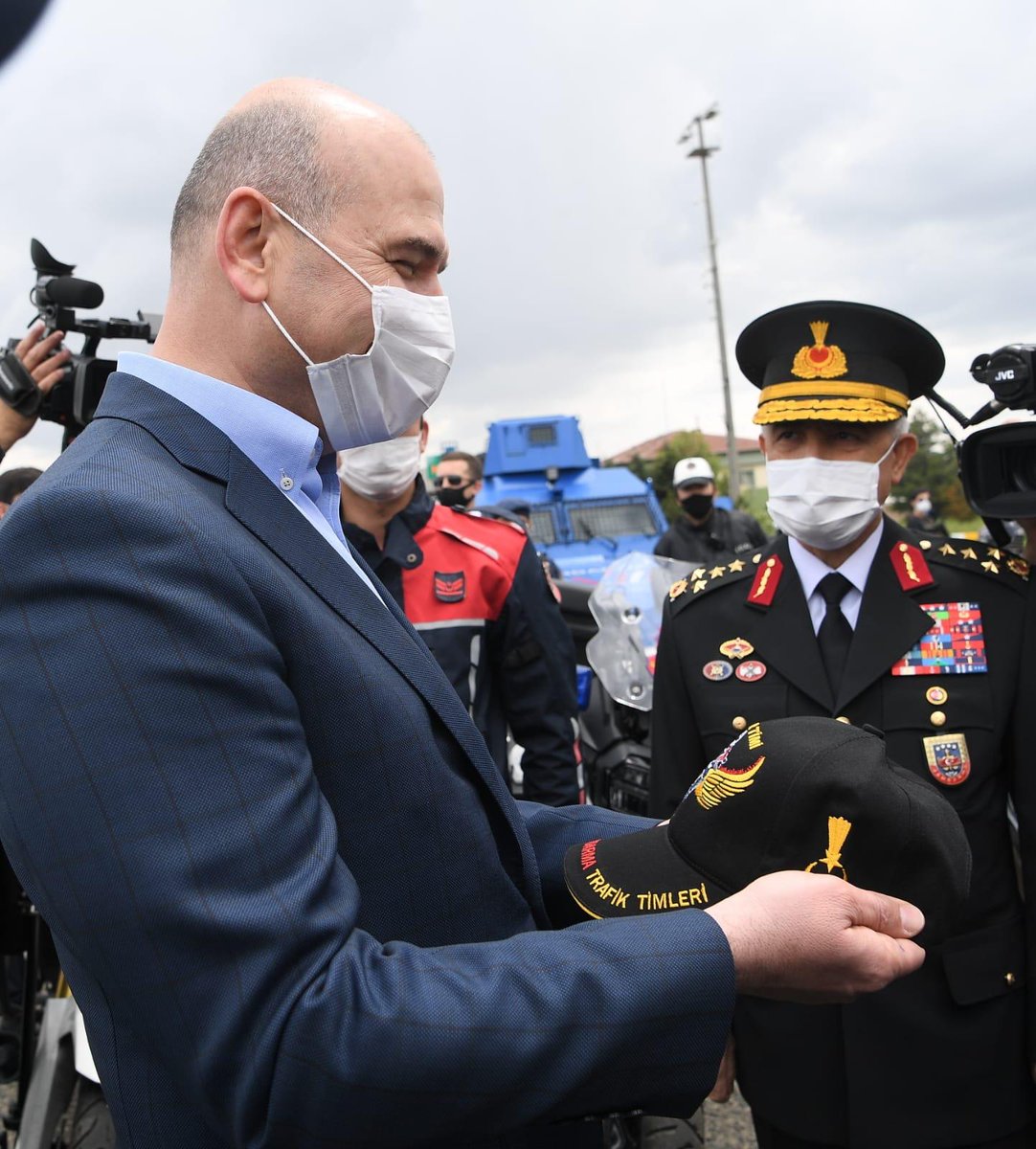 Bakan Soylu direksiyona geçerek denetim yaptı