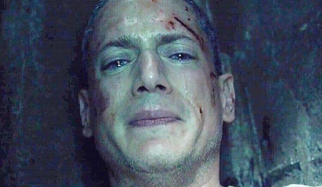 Sara8Scofield's tweet photo. Sen ağlama, dayanamam
Ağlama göz bebeğim sana kıyamam
#PrisonBreak5
#Scofield
#wentmorthmiller https://t.co/KXtbyTYGO1