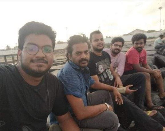 KannanOffcl's tweet photo. சொத்து ஈட்ட வில்லை என்றாலும் நாளு நல்ல இதயங்களை ஈட்டி இருக்கிறேன் !!

எப்போதும் நட்பு சூழ நட்பின் நாயகன் !!

#47DaysForKavinBDay 
#kavin #Lift https://t.co/0QwaSu8STj