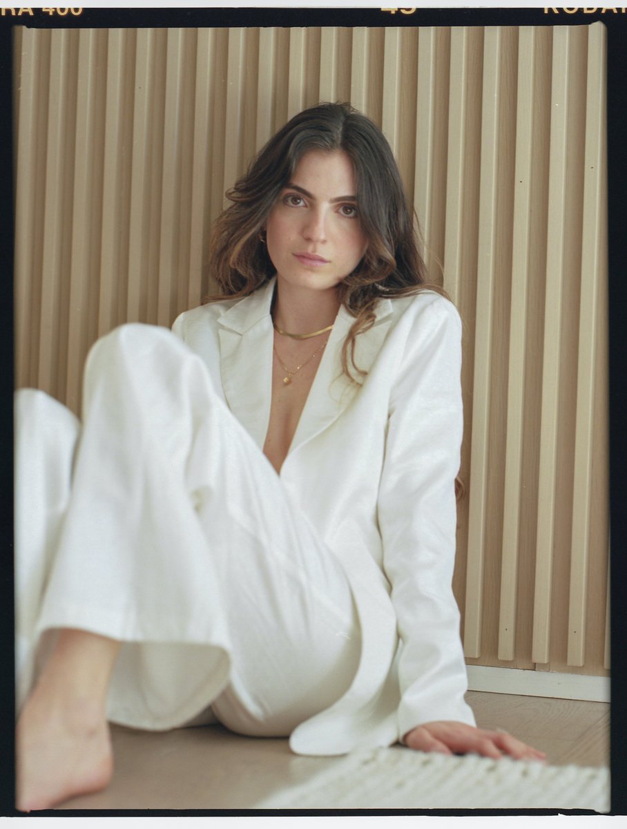 We Plug Good Music (@wepluggoodmusic) on Twitter photo ‘Someday’ from electro-pop singer, songwriter and composer <a href="/noymarkel/">Noy Markel</a> is out now! Through her euphoric sounds, the artist takes the listener on a journey into themselves, and opens their mind via music
Listen to it here: bit.ly/2zbx17P ‘Someday’ from electro-pop singer, songwriter and composer <a href="/noymarkel/">Noy Markel</a> is out now! Through her euphoric sounds, the artist takes the listener on a journey into themselves, and opens their mind via music
Listen to it here: bit.ly/2zbx17P