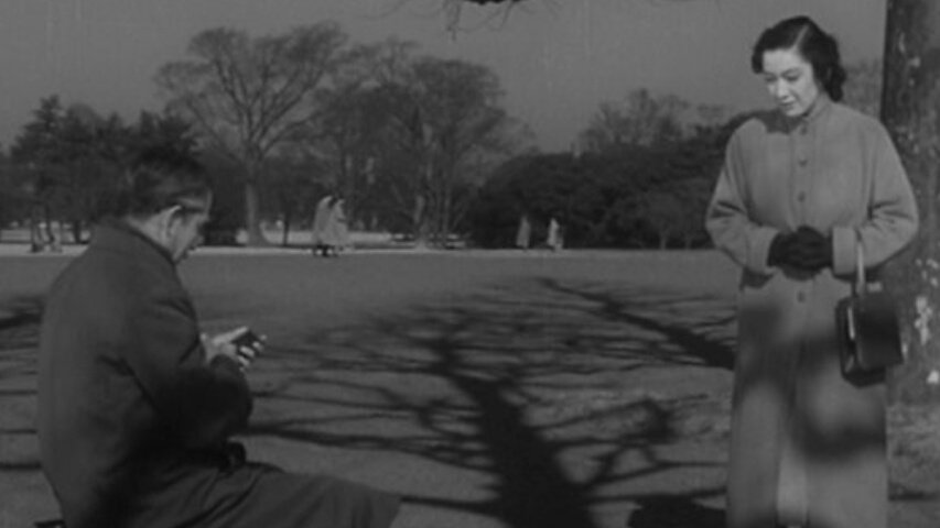 ママ 気が滅入る状況をさらに滅入らせてくれる映画 自転車の日 山の音 1945 原節子の けなげさに涙してしまう作品 自転車の場面や レコードを聴く姿も美しい ラストシーンの風景が ある映画に似てましたね 映画好きと繋がりたい