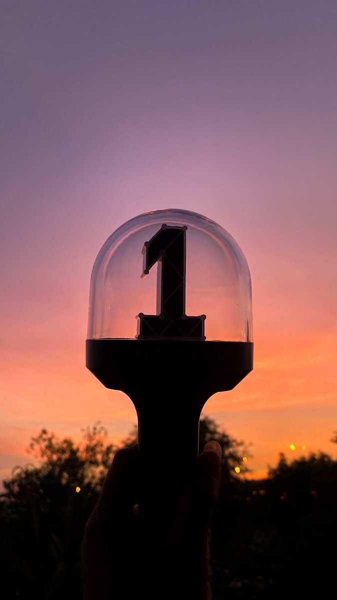 𝘉𝘦𝘢𝘶𝘵𝘪𝘧𝘶𝘭 - 𝘞𝘢𝘯𝘯𝘢 𝘖𝘯𝘦