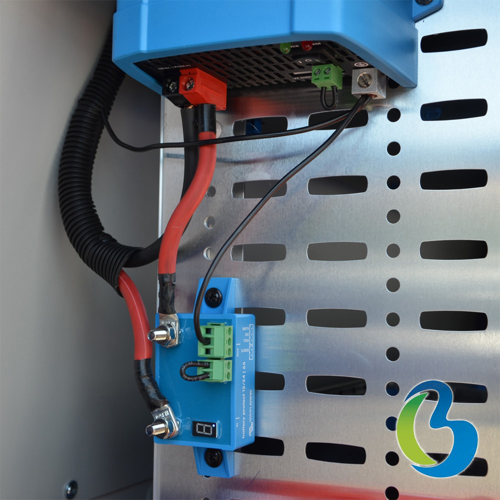 Heb jij minimaal 2 jaar werkervaring op het gebied van elektra in de autotechniek en ben je op zoek naar een nieuwe uitdaging? Bekijk dan de openstaande vacature als elektrotechnicus bij Van den Born Carrosserie in Waalwijk: bit.ly/3dnb0Sh