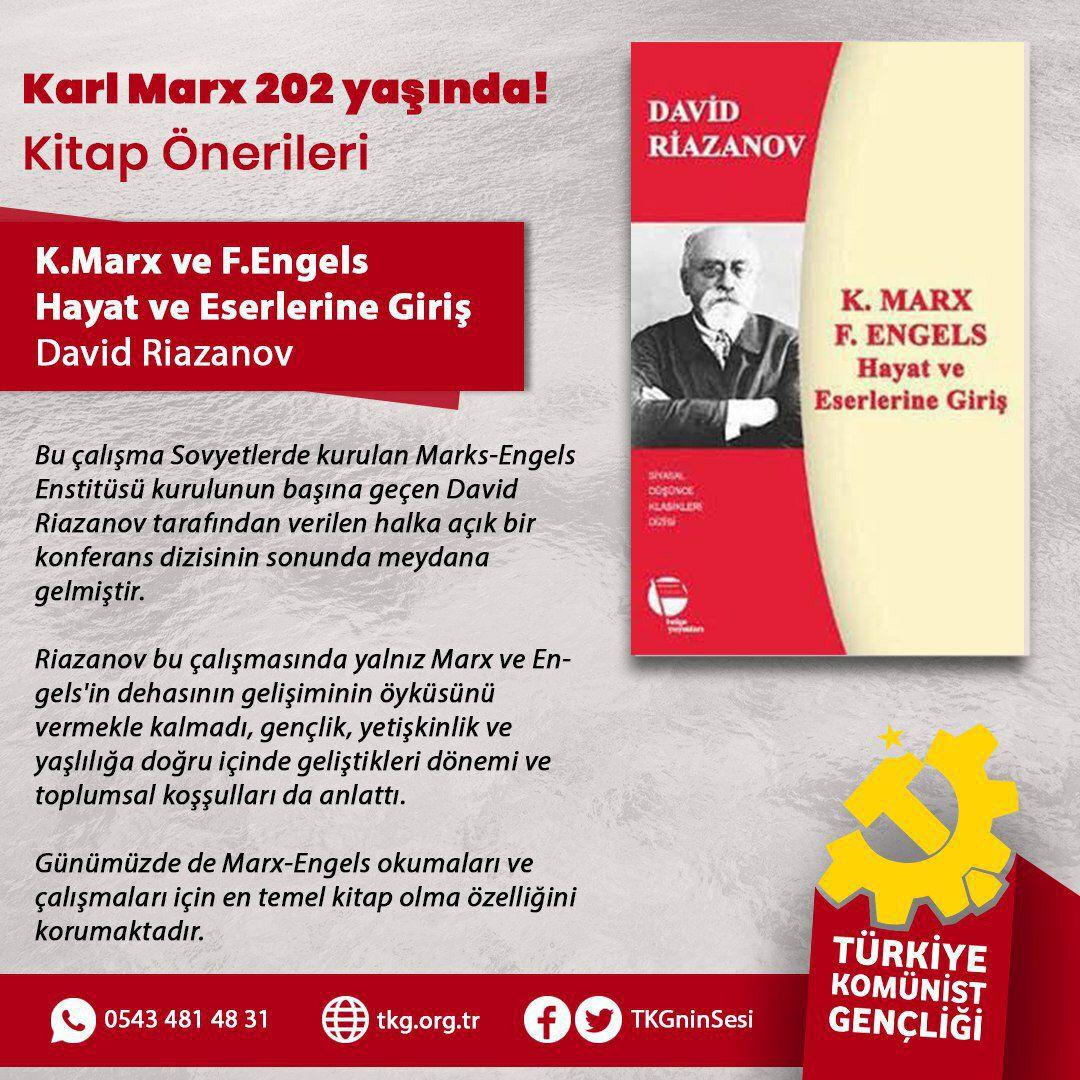 tkglise's tweet photo. Solcu Liseliler haftalık kitap önerileri başlıyor.
Marx'ın 202. doğum günü vesilesiyle 2 kitabı dostlarımıza öneriyoruz. 

1.) @oezgursen kaleminden "Marx'ın Marksizmi" kitabı.

2.) David Riazanov'un "K.Marx F. Engels Hayat ve Eserlerine Giriş" https://t.co/TtjbKoJdtL