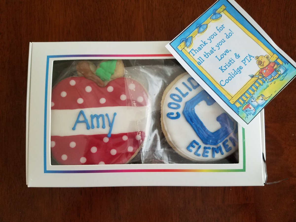 MrsAmyRand's tweet photo. Thank you @KristinaCollyer and @CoolidgePta for the sweet surprise! https://t.co/3jsZfbbHvz