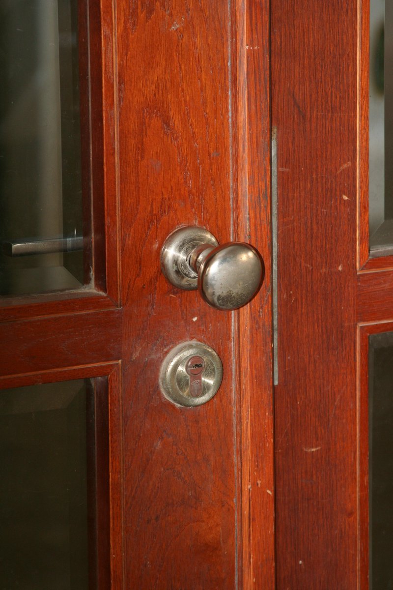 Through our years of experience within the locksmith industry we have gained a unique insight into providing home security solutions that not only secure your home but secure your piece of mind. 

#PaulQuickLocksmith
#LocksAndSafesRepairLondon
paul-quick-locksmith.business.site