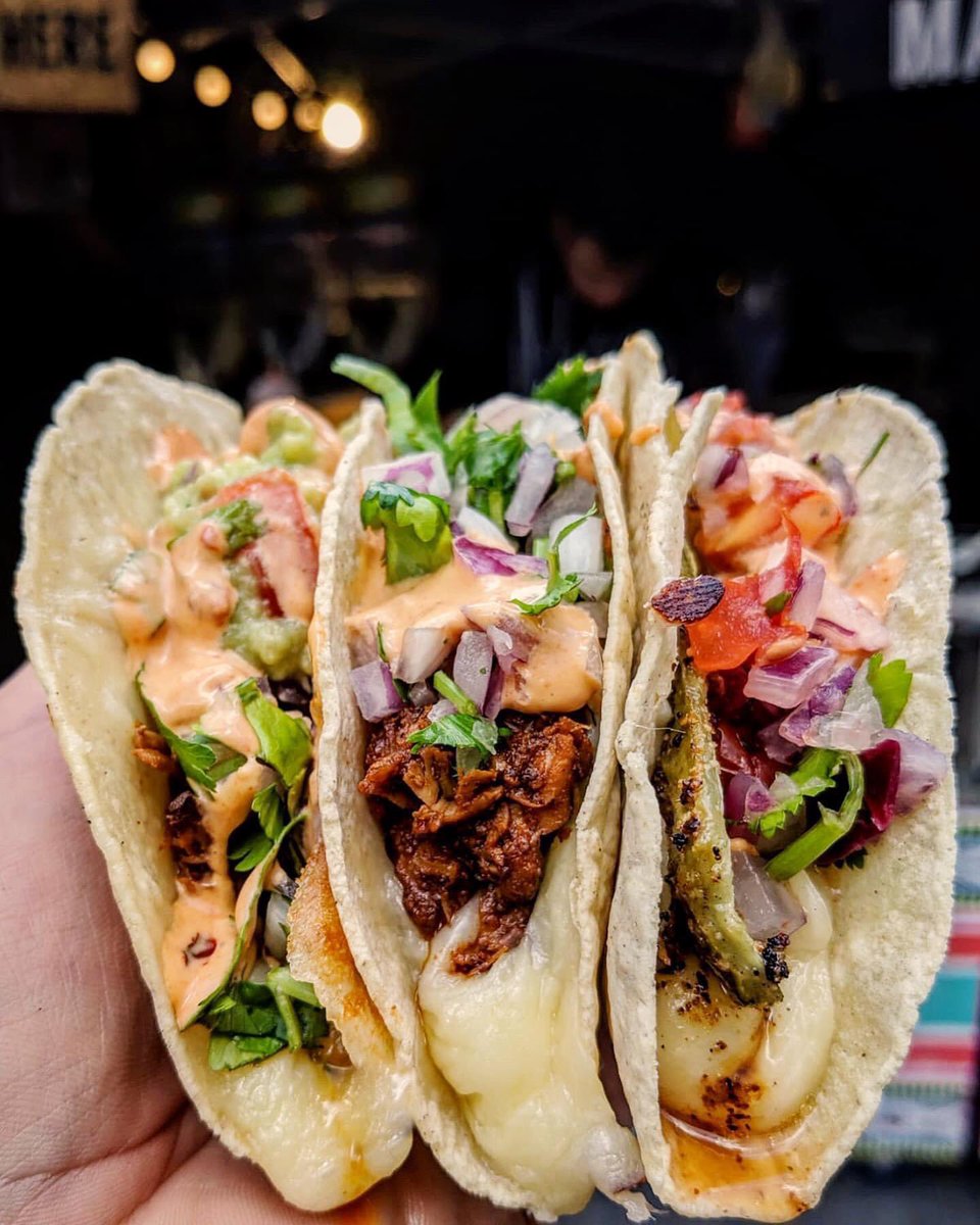 mexibritweet's tweet photo. Our TOP 5 London tacos for #CincoDeMayo!
Something to look fwd to when lockdown ends...
🌮 Taco de Pastor @Tacos_El_Pastor 
🌮 Taco de Nopales @mariasabinaLDN 
🌮 Cacklebean Egg &amp; Mole Taco @breddostacos 
🌮 Taco de Carnitas @LatitudeWimble1 
🌮 Taco de Cochinita @SantoRemedioUK https://t.co/cUwYKRGyrR