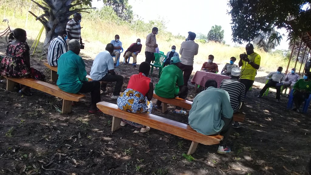 Lmbigule's tweet photo. DS-Masumbwe (W-Mbogwe).Mh Mkuu wa Mkoa Geita.Wilaya hii ya Mbogwe tunao Waraghbishi ambao ni wadao wakubwa sana ktk maendeleo.Tunashirikia nao sana ktk maendeleo ya jamii yetu.wanao mchango mkubwa. https://t.co/rO1MvNH2v4