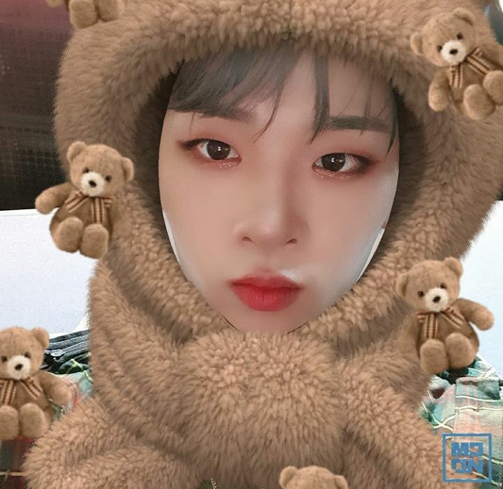 #Castle_J monthly post May 5th 2020 thread   @McndOfficial_He is my baby bear seongJun he looks like a cute and precious little baby bear specially when he moves his lips like these photos here 