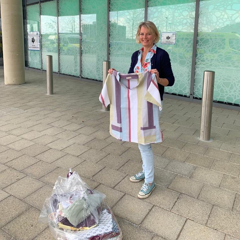 RoyalPapworth's tweet photo. All these new scrubs have been a real hit with our staff 🤩

We’re so grateful to everyone who has made them for our teams - they’ve made a huge difference and helped to keep us smiling 💙 https://t.co/hA8wyWfbtp