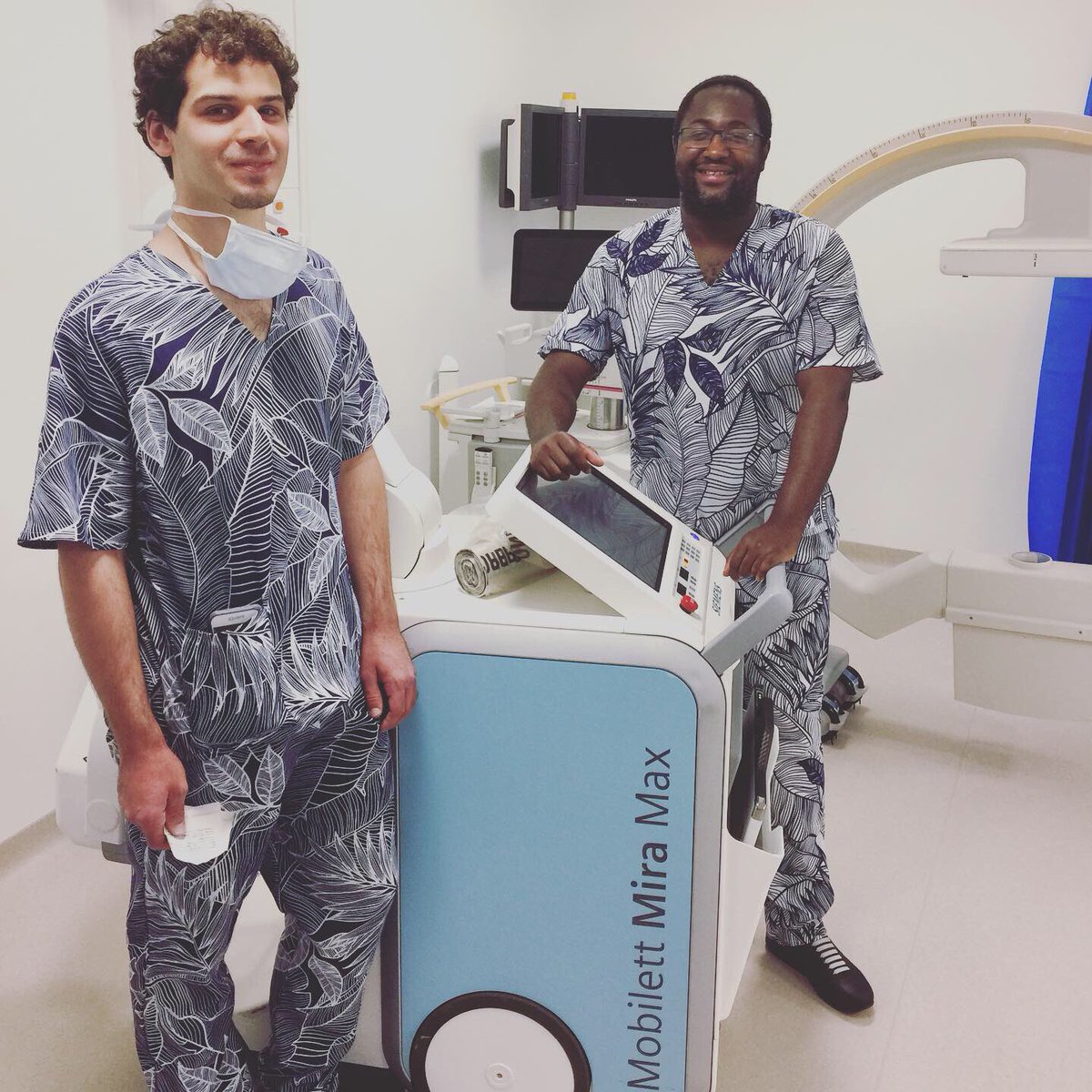 RoyalPapworth's tweet photo. All these new scrubs have been a real hit with our staff 🤩

We’re so grateful to everyone who has made them for our teams - they’ve made a huge difference and helped to keep us smiling 💙 https://t.co/hA8wyWfbtp