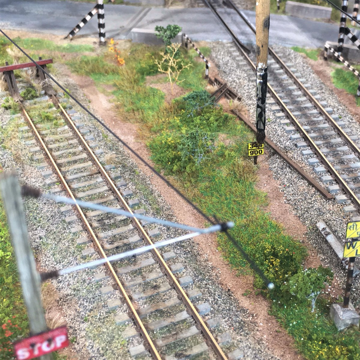 TDioramas's tweet photo. Is it time to stop? Nah! I'd rather crash...

No, but seriously, I've just put the last bit of details on this diorama today. Time to move on to other things. That doesn't mean that the photos and videos are gonna stop coming though, stay tuned. https://t.co/pAyaW7Nxfz