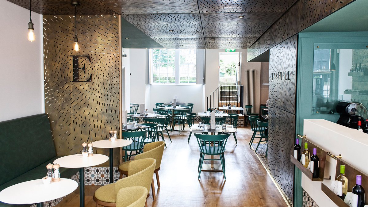 We currently can't go out to our favorite restaurants. Looking forward to eating out again? Who will your first meal out be with? Other half, family, friends? Lets support our local restaurants in turn sourcing local fresh produce.
#bespokejoinery
reynoldscollcutt.co.uk/case-study/ens…