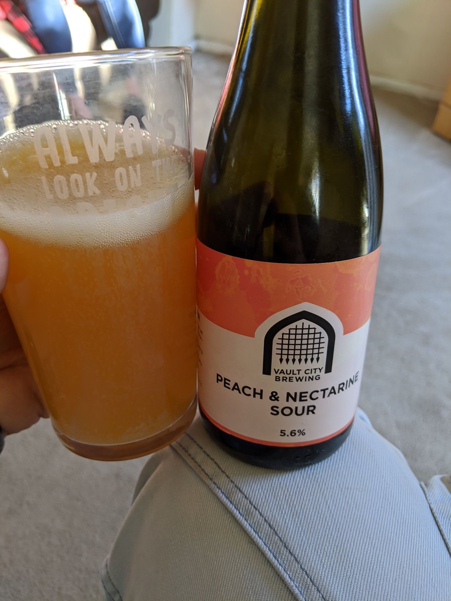 BrewCrew_UK's tweet photo. 🍑 Peach &amp; Nectarine Sour by @VaultBrewing🍺

Murky orange pour with good carbonation and a small white head. Very sweet peachy aroma. You can taste the peach and nectarines in this one. Sour and a nice, sharp tartness. Fantastic sour!

5 out of 5 ⭐

#beer #beeroclock #sour https://t.co/SB4159NaDl