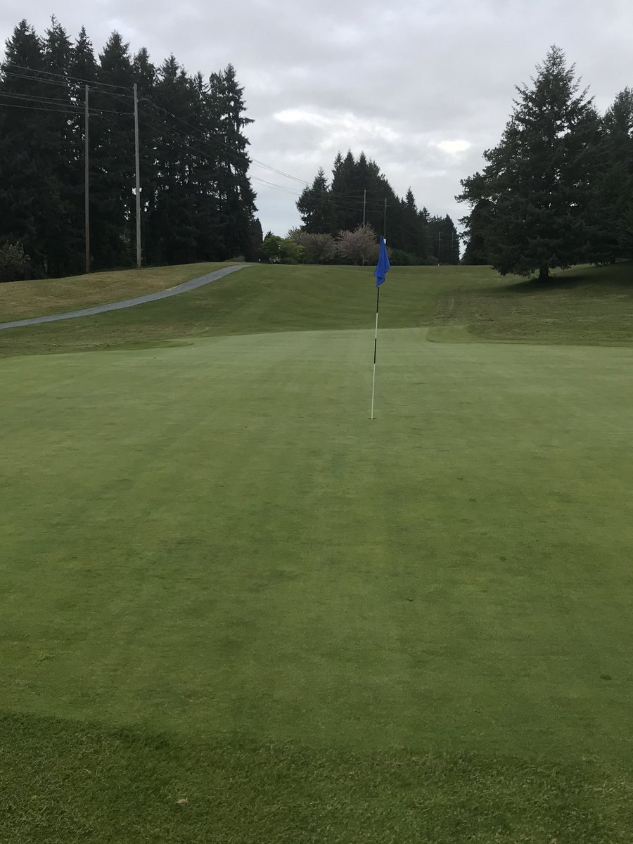 GregVHTurf's tweet photo. It was fun to see cars in the parking lot at 4:50 AM this morning - the golfers are anxious! Happy re-opening day to all my fellow Washington state golf course folk. #JacksonParkGolfCourse https://t.co/qt1S2q4ucR