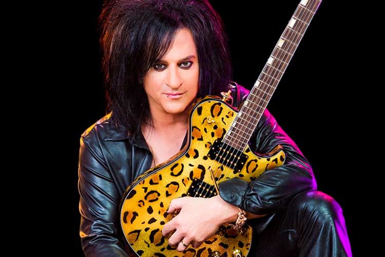 Please join us here at in wishing the one and only Steve Stevens a very Happy Birthday today !  