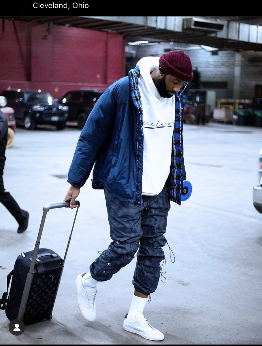 oLARRY2K's tweet image. 🔒