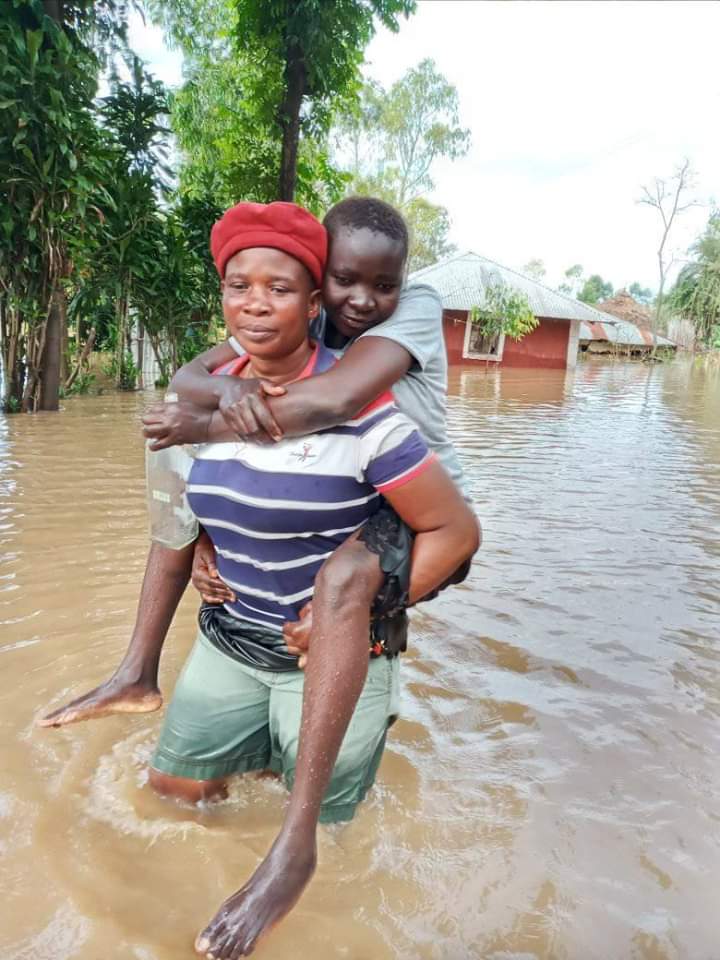 CEMIRIDE_KE's tweet photo. #SaveBudalangi! Situation in Budalang'i is hurtling towards a serious catastrophe! High time govt declared it a national disaster! Explosion of COVID-19 &amp; water borne diseases like cholera &amp; malaria is real! @NDOCKenya @KenyaGovernors @StandardKenya @TheStarKenya @dailynation https://t.co/hgkXswC9AM