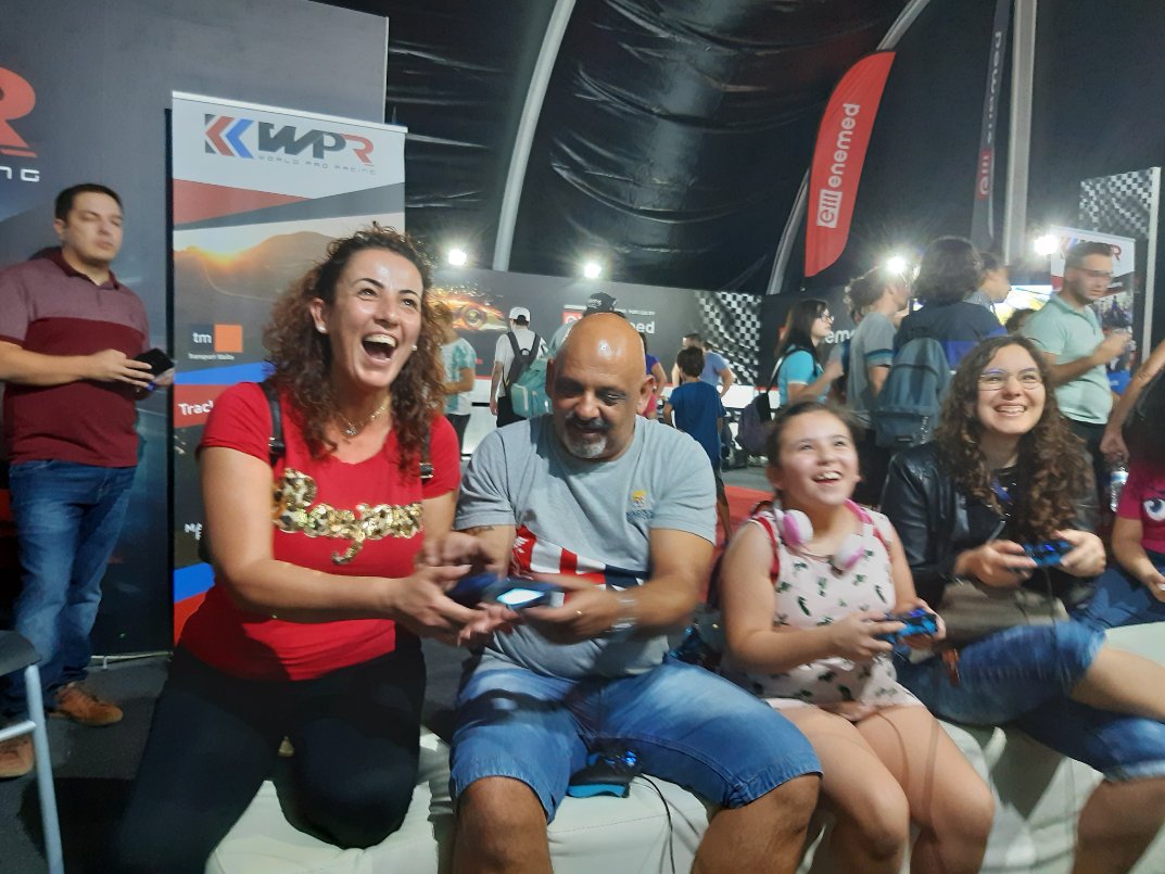 warshmallows's tweet photo. Throwback pic from @Playcon malta. The time when attending gaming events was legal. 
we think it's time for another Beta Key Giveaway? So join our Discord and claim your key so you can enjoy your quarantine: https://t.co/K4ulx2S6O1     #freesteamkeys  #indiegame #indiedev https://t.co/faXZoGgZW8