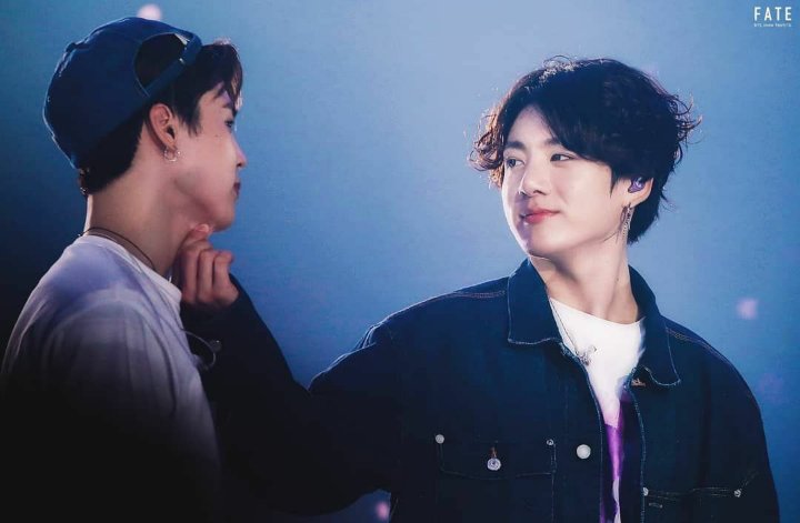 tarannom_army's tweet photo. #jikookweloveyou forever https://t.co/ce3VwUmRou