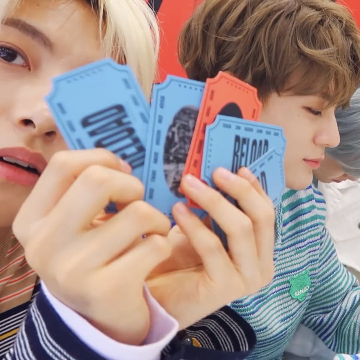 น้องอินจุนบอกว่าอันนี้เป็นตั๋วสำหรับเข้าไปในใจของน้องดรีม5555555555 น่ารักมาก เอ็นดูๆๆๆ ใครไม่ซื้อบั้ม ระวังไม่ได้เข้าไปในหัวใจน้อง!!