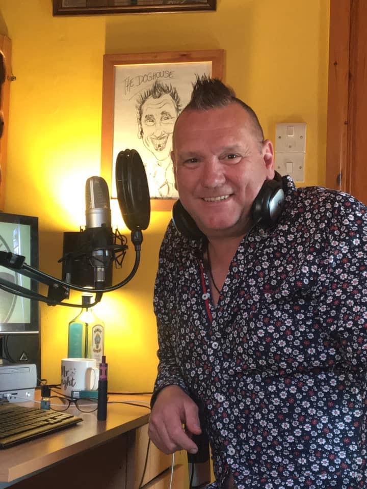 Afternoon everyone. Join me, Paul Hillier LIVE from 3 today